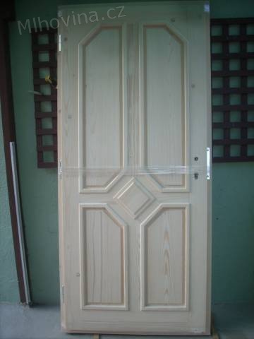 Nové vchodové venkovní dveře vzor Elegant masív