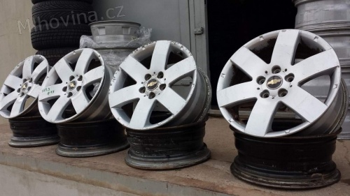 Chevrolet 5x114.3 7jx17 et46 r17 
