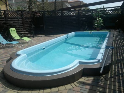 Laminátový bazén s tepelnou PUR izolací