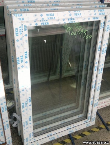 Plastové okno 90x150 bílé